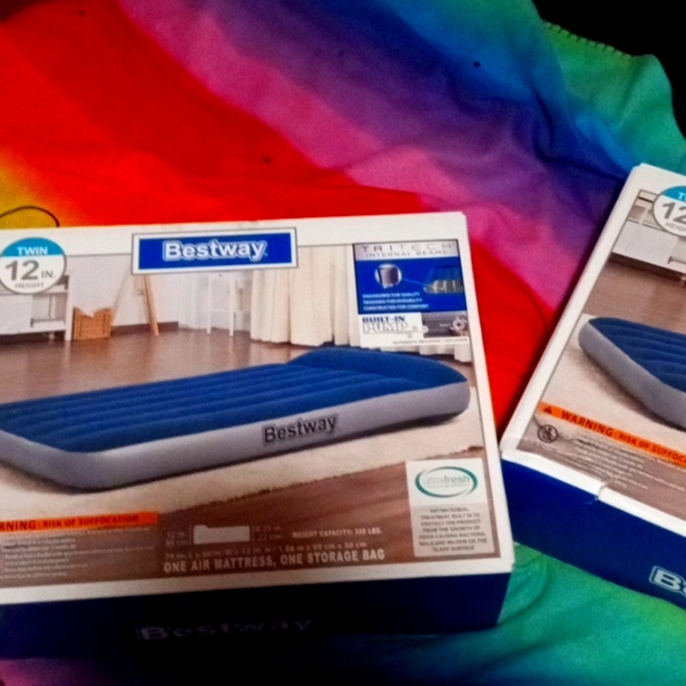 Blow up matress